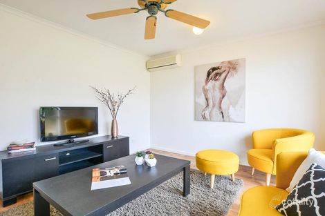 Property photo of 5 McGuire Court Hackham SA 5163