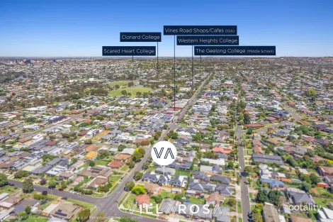 Property photo of 2/118 Vines Road Hamlyn Heights VIC 3215