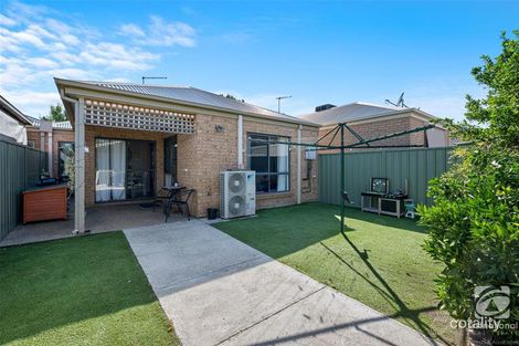 Property photo of 21 Kelliher Avenue Wodonga VIC 3690