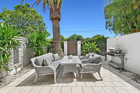 Property photo of 27/103 Salerno Street Surfers Paradise QLD 4217