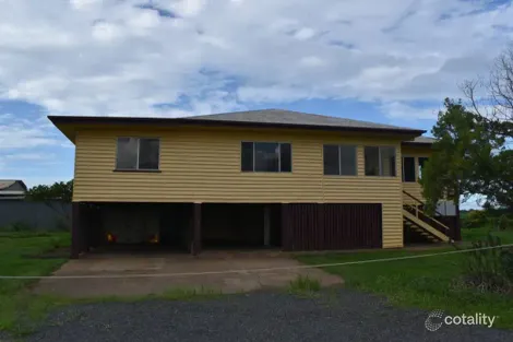 101 Fairydale Rd, Moore Park Beach, QLD 4670