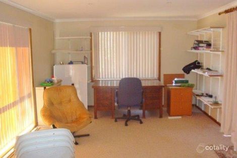 Property photo of 1 Moore Street Hillston NSW 2675