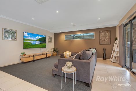 Property photo of 34 Bridlington Avenue Echuca VIC 3564