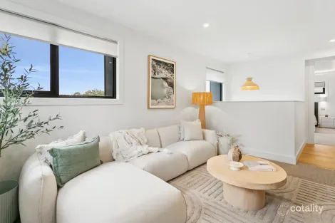 Property photo of 31B Bennett Street Curl Curl NSW 2096