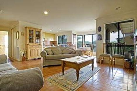 Property photo of 67 Lance Hill Avenue Dunlop ACT 2615