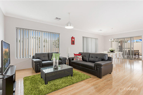 Property photo of 14 Bates Way Warnbro WA 6169
