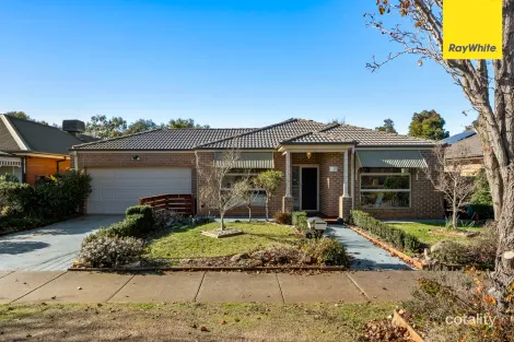 17 Desert Gum Way, Brookfield, VIC 3338