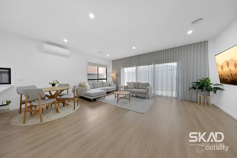 Property photo of 6 Cochrane Avenue Mickleham VIC 3064