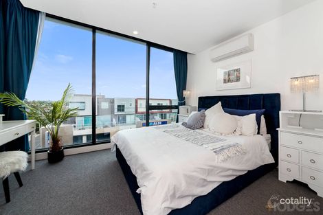 Property photo of 402/324 Centre Road Bentleigh VIC 3204