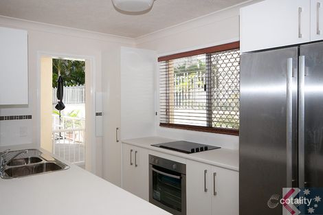 Property photo of 7/11 Frederick Street Surfers Paradise QLD 4217