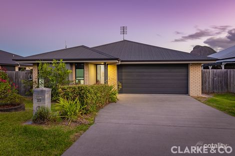 33 Clark Ave, Glass House Mountains, QLD 4518
