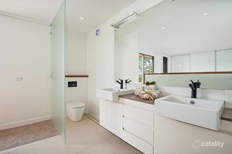 2/27 Webb St, East Gosford, NSW 2250