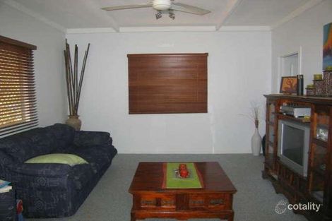 Property photo of 16 Trumpy Street Silkstone QLD 4304