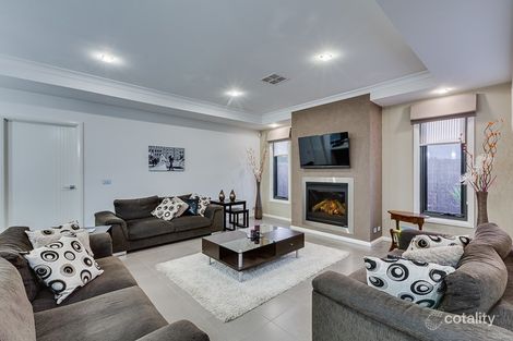 Property photo of 2 Woolwich Way Taylors Hill VIC 3037