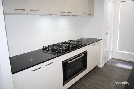 Property photo of 39 Solar Circuit Spring Mountain QLD 4300