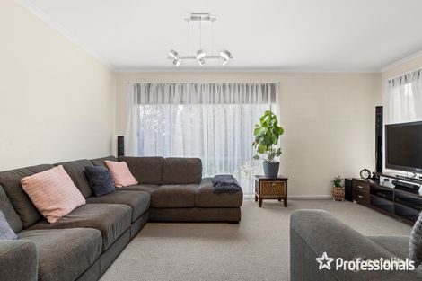 Property photo of 27 Cheriton Drive Mooroolbark VIC 3138