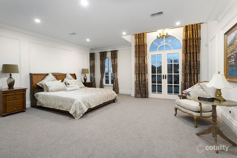 Property photo of 2 Belgrove Avenue Balwyn VIC 3103