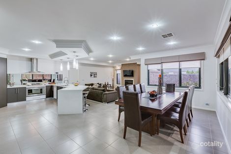 Property photo of 2 Woolwich Way Taylors Hill VIC 3037