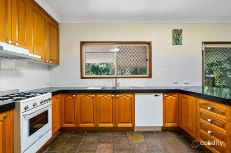 Property photo of 11 Seahorse Court Karalee QLD 4306