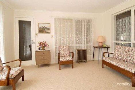 Property photo of 3 Highview Drive Mooroolbark VIC 3138