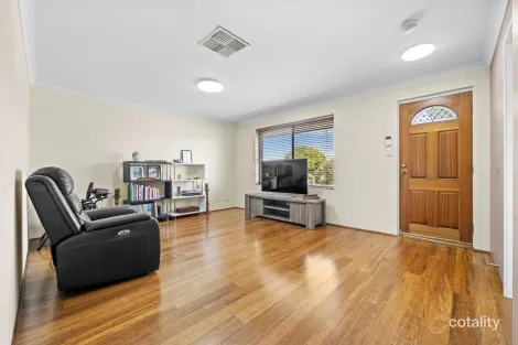 Property photo of 2 Delaney Parkway Port Kennedy WA 6172