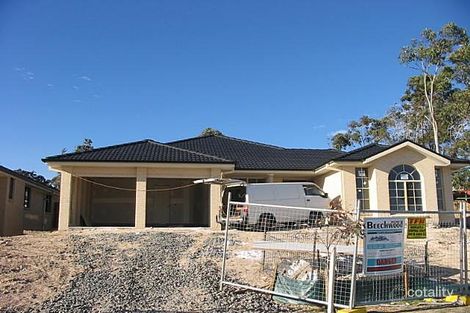 4 Mariner Cl, Summerland Point, NSW 2259