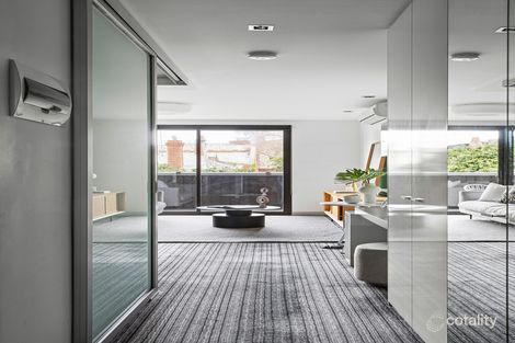 Property photo of 15/17 Robe Street St Kilda VIC 3182