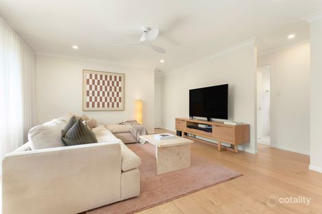 52 Silver Glade Dr, Elanora, QLD 4221