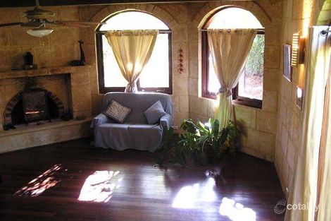 Property photo of 4 Quarry Road Hamilton Hill WA 6163