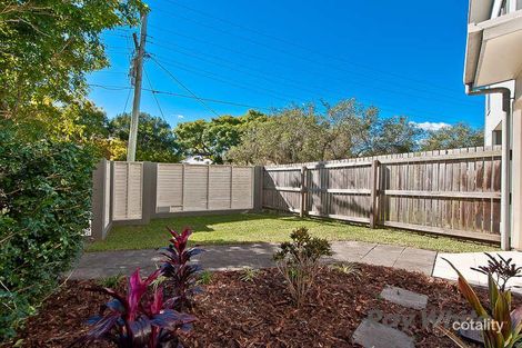 Property photo of 2/54 Erneton Street Newmarket QLD 4051