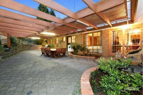 Property photo of 2 Fielding Way Templestowe VIC 3106