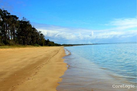 Property photo of 18 Ocean Park Drive Dundowran Beach QLD 4655