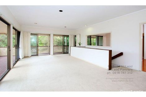 Property photo of 10 Vanimo Street Chapel Hill QLD 4069
