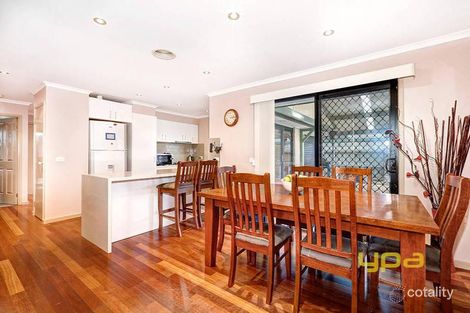 Property photo of 24 Pimelea Way Hillside VIC 3037