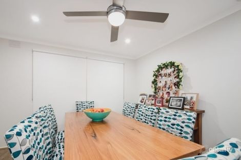 Property photo of 105 Pound Road Hampton Park VIC 3976