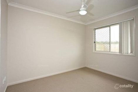Property photo of 27 Oakvale Avenue Holmview QLD 4207