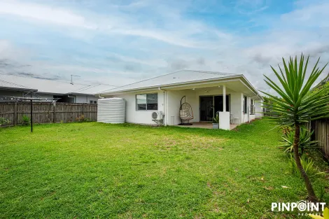 Property photo of 17 Westaway Crescent Andergrove QLD 4740