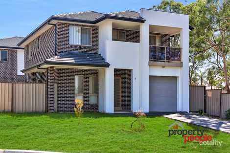 1/16 Groundsel Ave, Macquarie Fields, NSW 2564