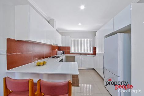 Property photo of 1/16 Groundsel Avenue Macquarie Fields NSW 2564