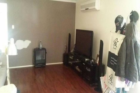 Property photo of 14 Erin Place Casula NSW 2170