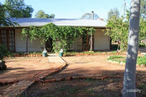 Property photo of 10 Ninth Road York WA 6302