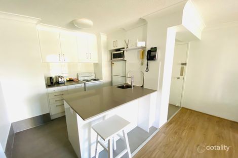 Property photo of 30/112-116 Surf Parade Broadbeach QLD 4218
