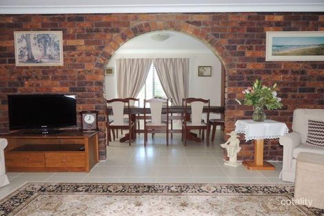 Property photo of 2 Barow Court Ashmore QLD 4214