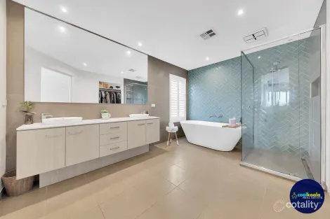 Property photo of 1 Weemala Grove Werribee VIC 3030