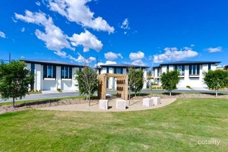 Property photo of 10/26 Hotham Drive Pacific Pines QLD 4211