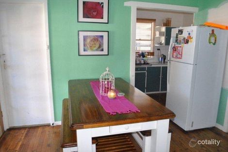 Property photo of 28 Kokoda Street Orange NSW 2800