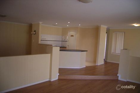 Property photo of 11 Pamplona Boulevard Port Kennedy WA 6172