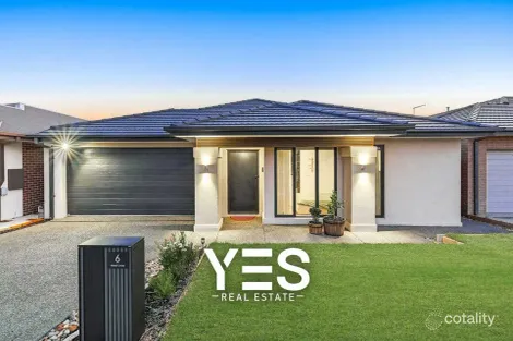 6 Heart Loop, Clyde North, VIC 3978