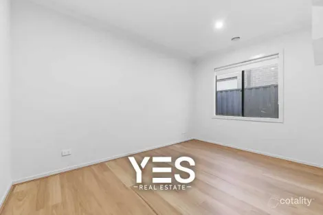 Property photo of 6 Heart Loop Clyde North VIC 3978