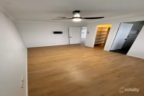 Property photo of 49 Somerset Drive Thornton NSW 2322